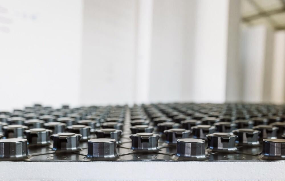 Placa cu nuturi 800x1400 mm, EPS 150, folie 0.6mm, sistem incalzire pardoseala